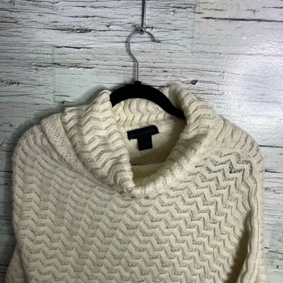 Steve Madden Chunky Turtleneck Sweater Poncho - Picture 3 of 7